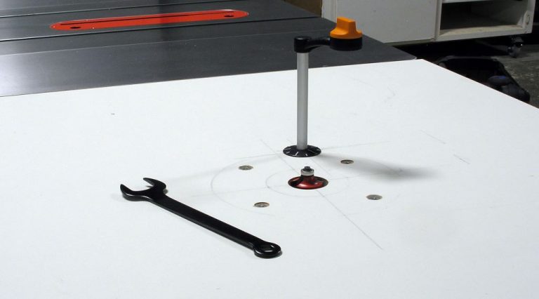 Best Router Lift Reviews (2020): Our Top Tools For The Money
