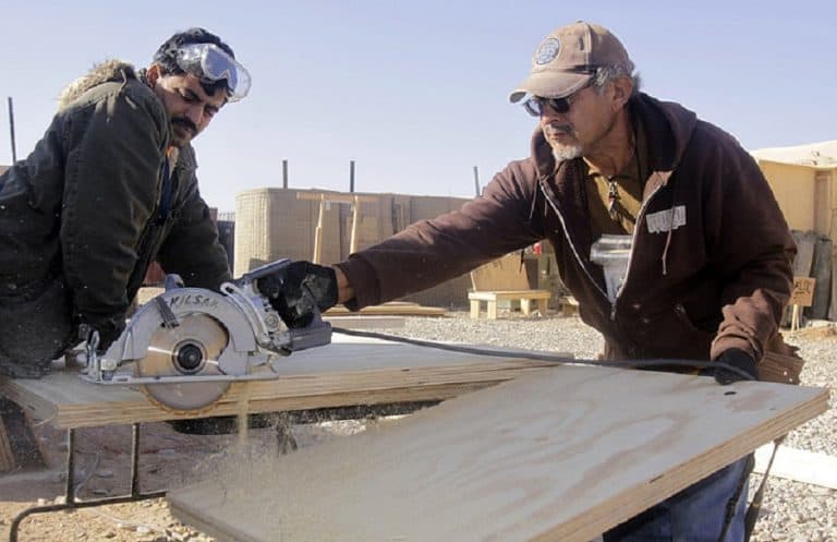 7 1/4-Inch Sliding Miter Saw Reviews: Best Compact Models